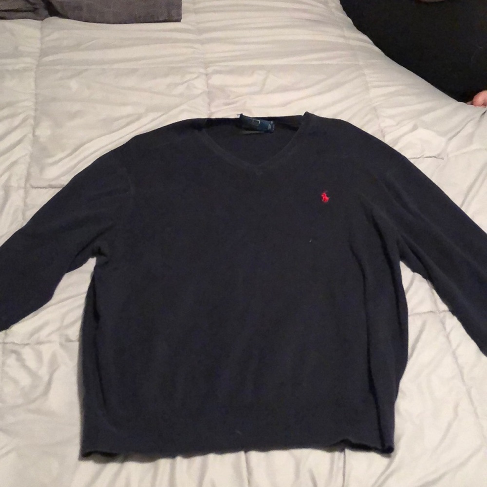 Polo v neck